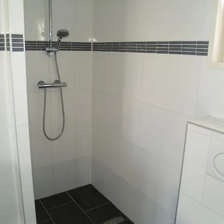 Detached With Dishwasher Chalet Susteren