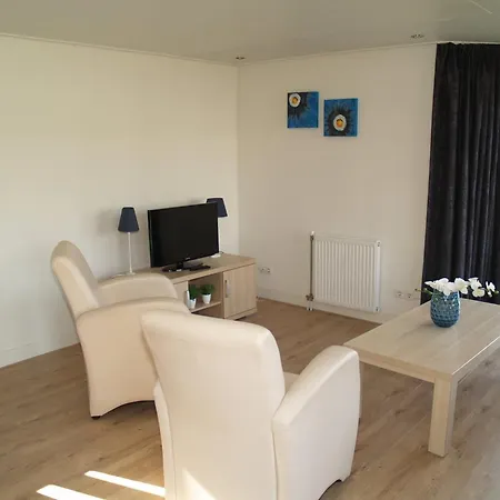 Chalet Detached With Dishwasher Susteren